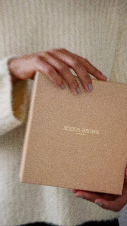 Molton Brown Christmas 2025 ad